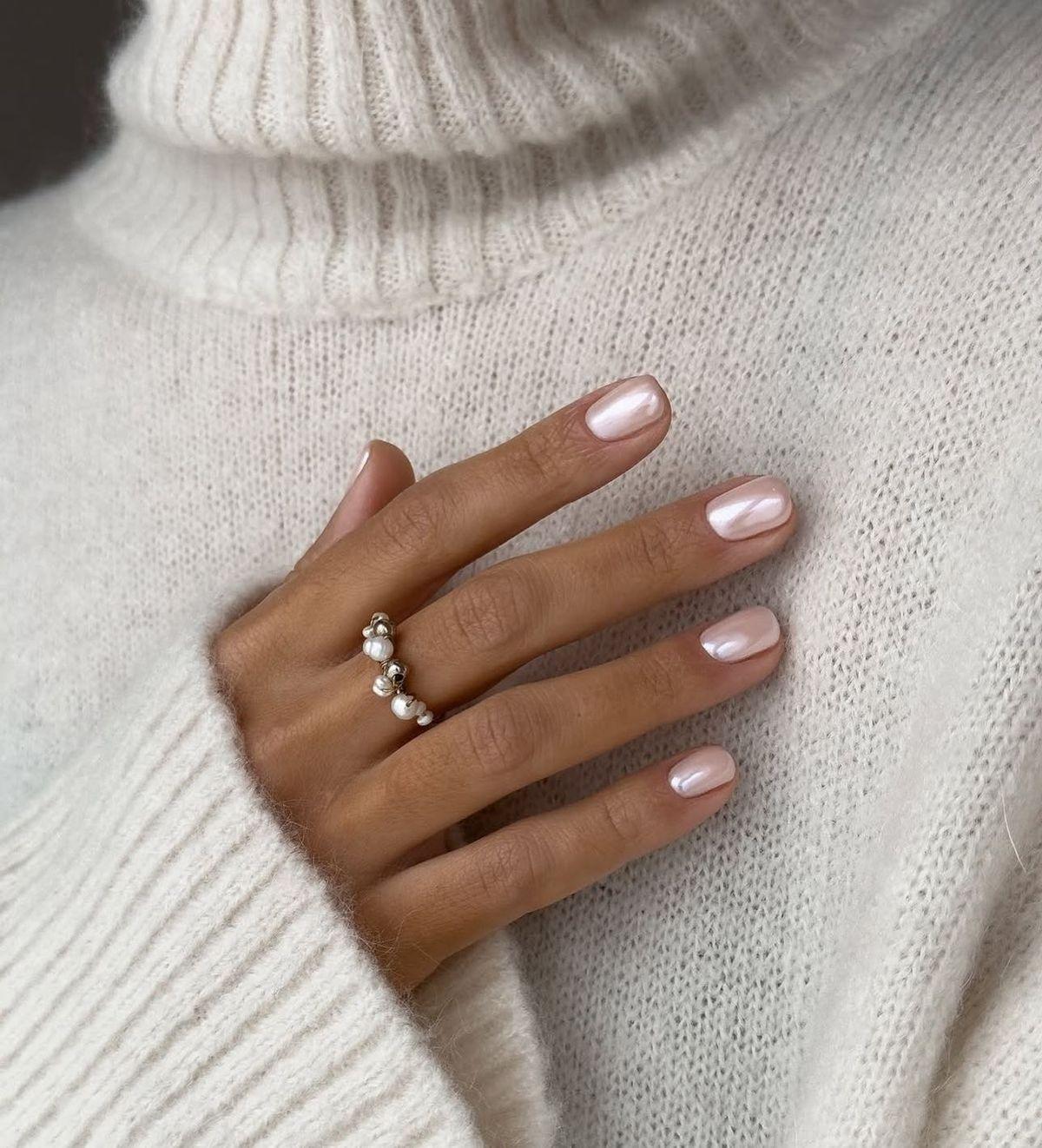 مدل ناخن کروم صدفی 2