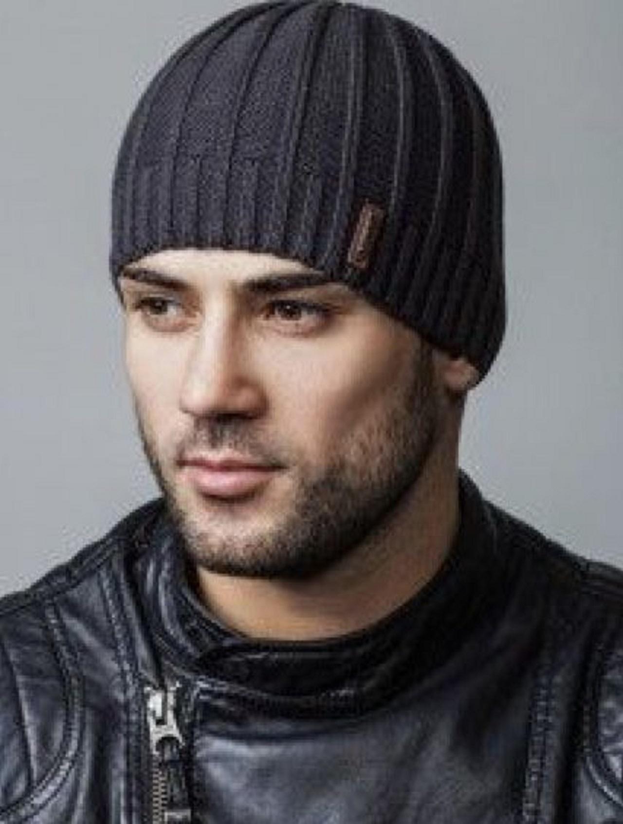 مدل کلاه بافتنی پسرانه ساده و کلاسیک1