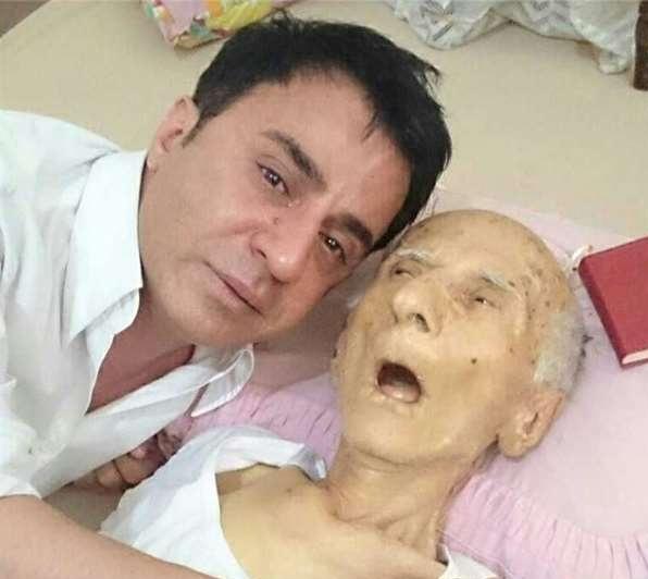 عکس داریوش فرضیایی در کنار پدرش