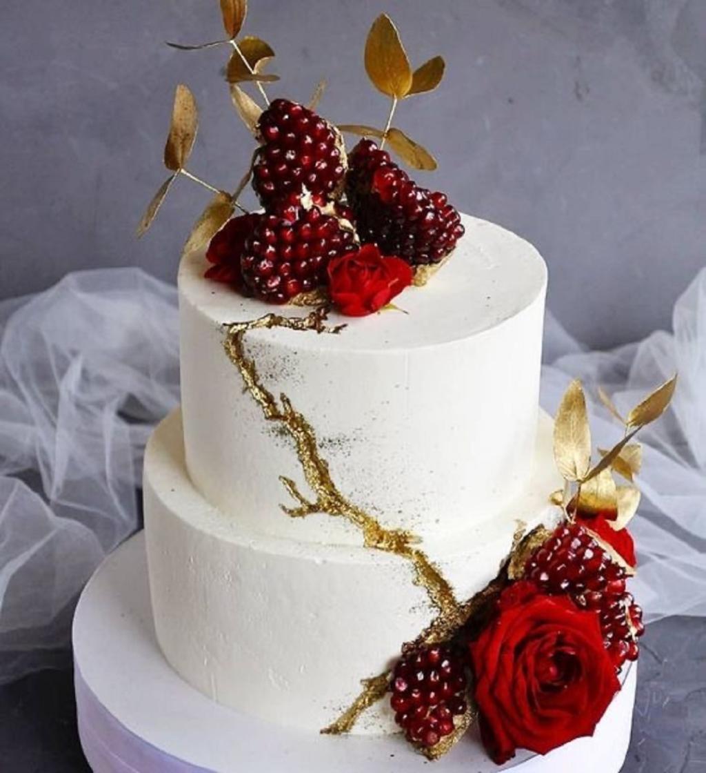کیک شب یلدا برای عروس 2