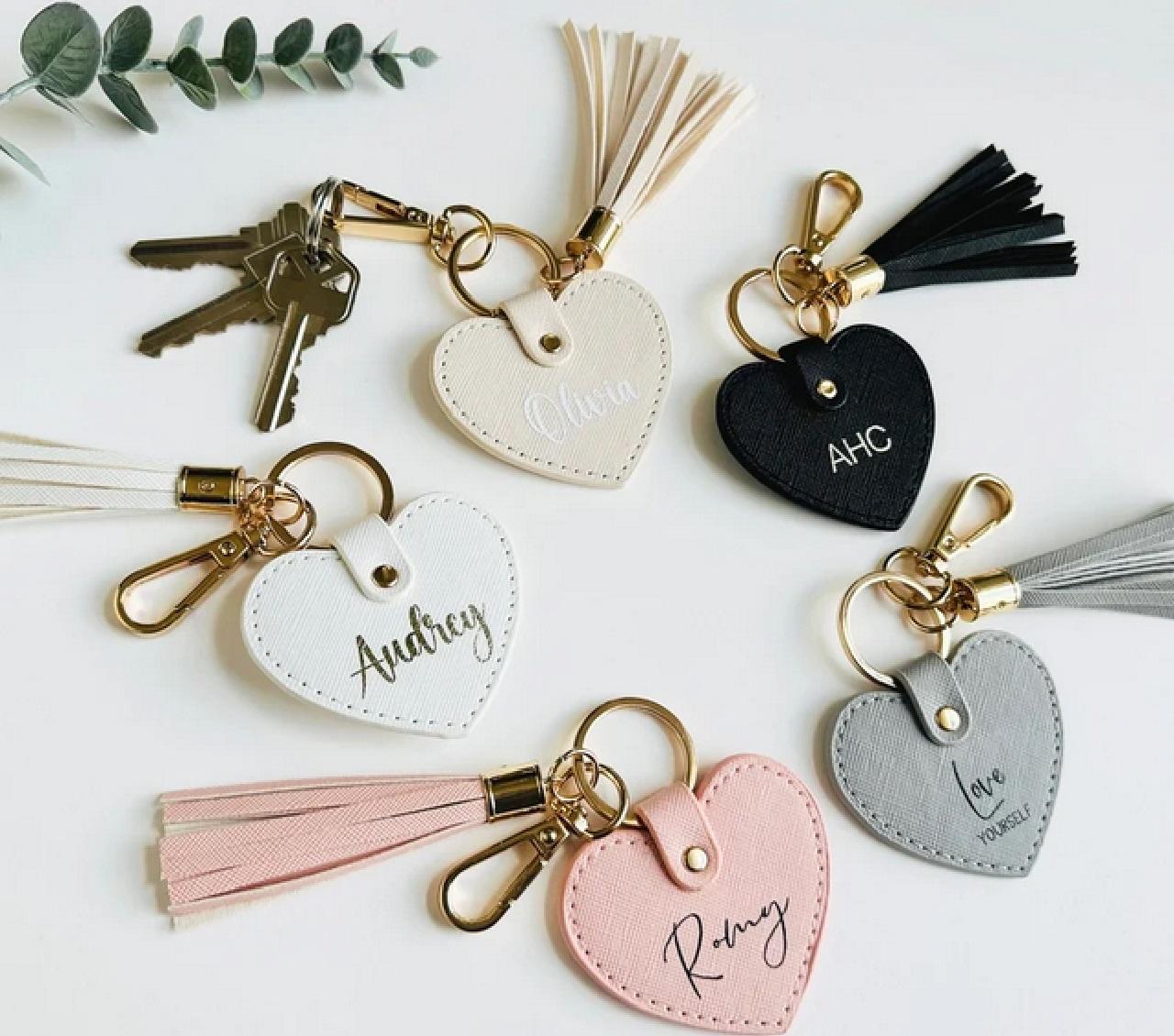 جاکلیدی چرم اکسسوری زیبا روز مادر