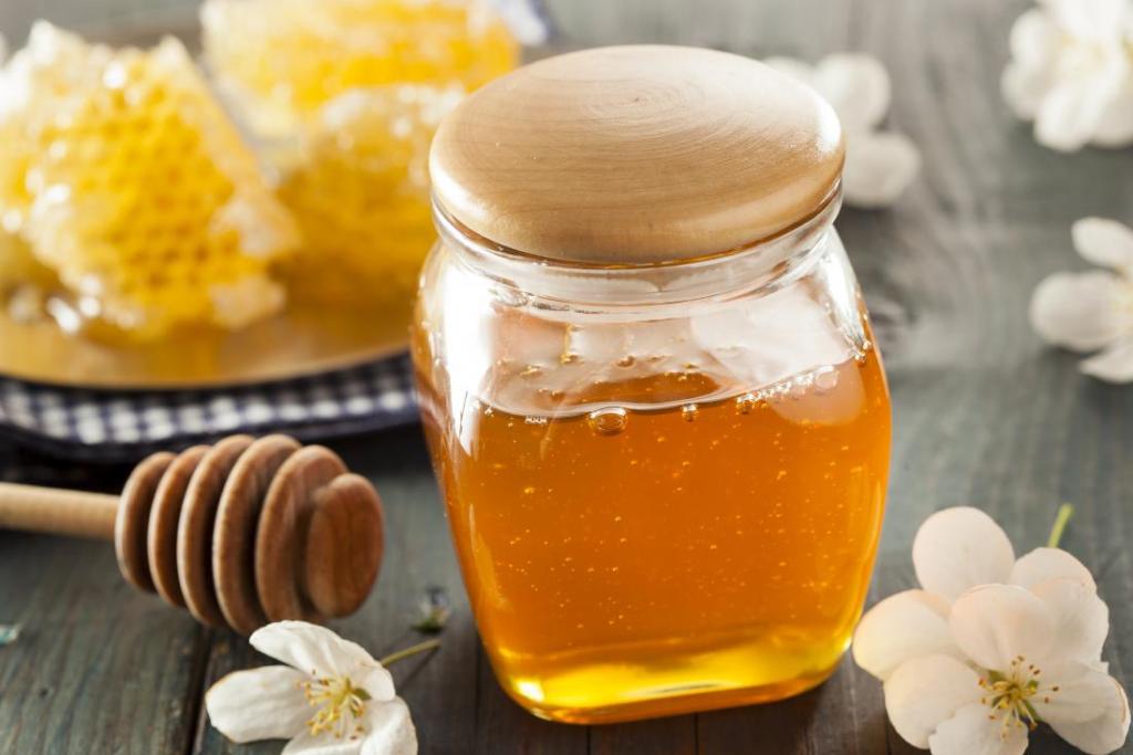 درمان خانگی گلودرد استرپتوکوکی: عسل خام 