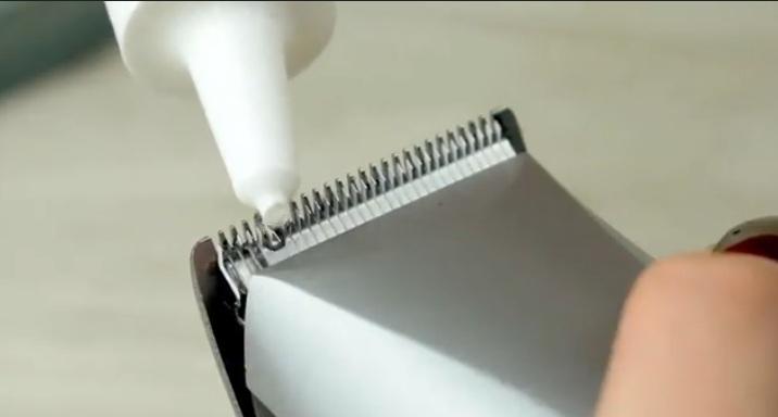 نحوه تیز کردن موزر مو 10