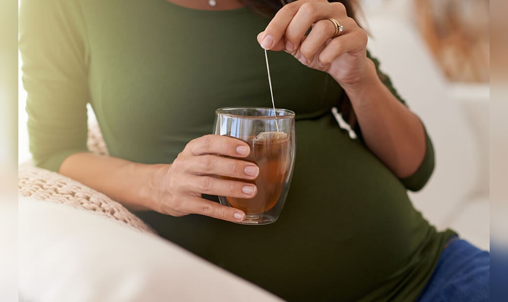 نوشیدن دمنوش در بارداری چه فوایدی دارد؟