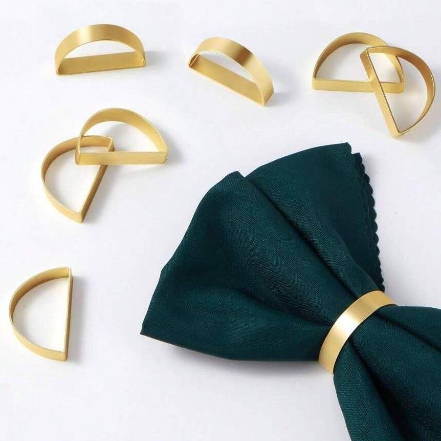 مدل تزیین دستمال سفره با حلقه 4