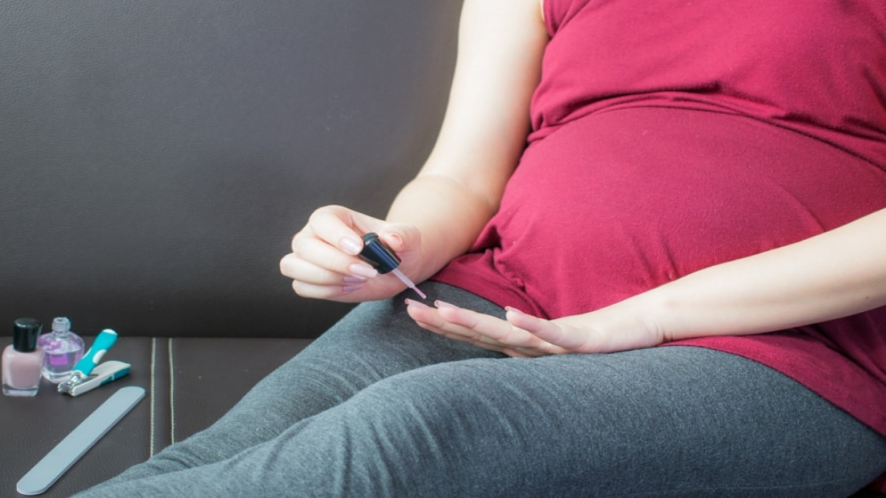3. "Pregnancy and Nail Changes: What to Expect" - wide 6