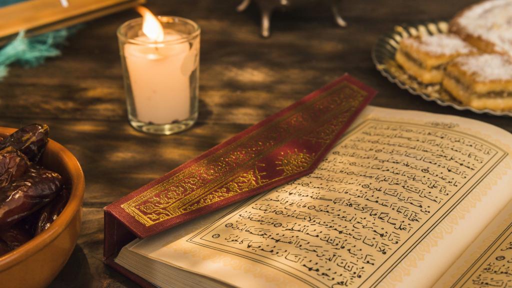 نوشتن در حاشیه قرآن چه حکمی دارد