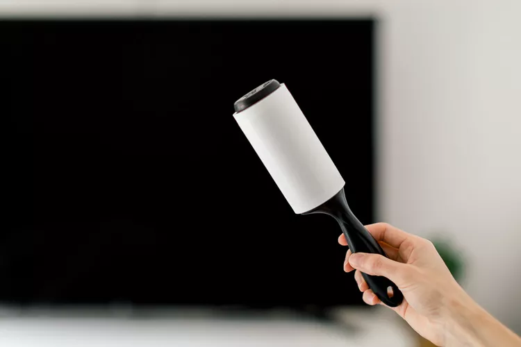 نحوه تمیز کردن صفحه‌های تلویزیون تخت LED، LCD و OLED6