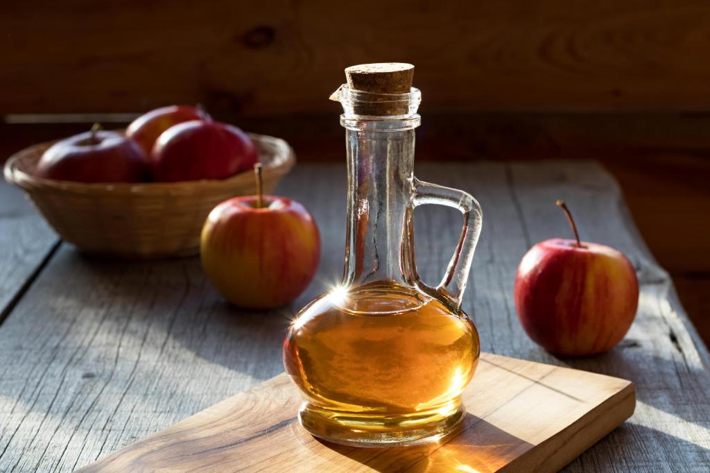 درمان خانگی کیست مویی با سرکه سیب