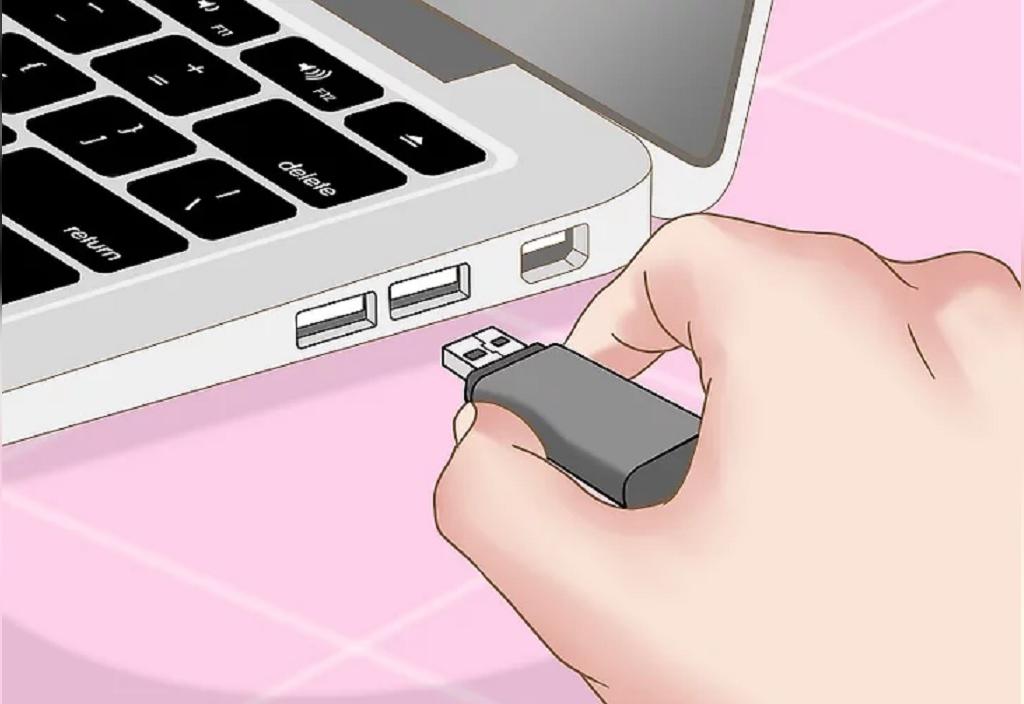  از درایو USB بوت شود.