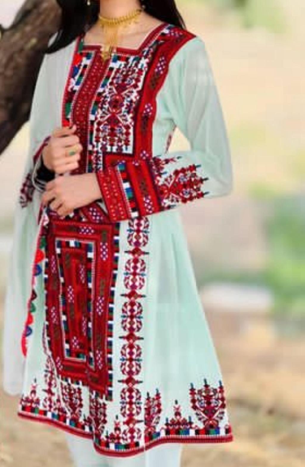 زیباترین لباس محلی ایران 4