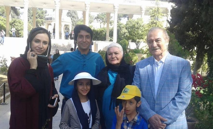 عکس های کبری سعیدی با دوستان