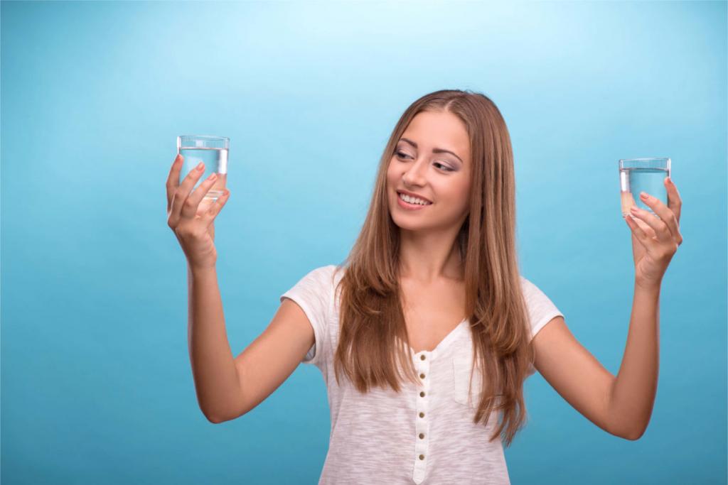 نوشیدن آب فراوان راه جلوگیری از بازگشت خشکی پوست