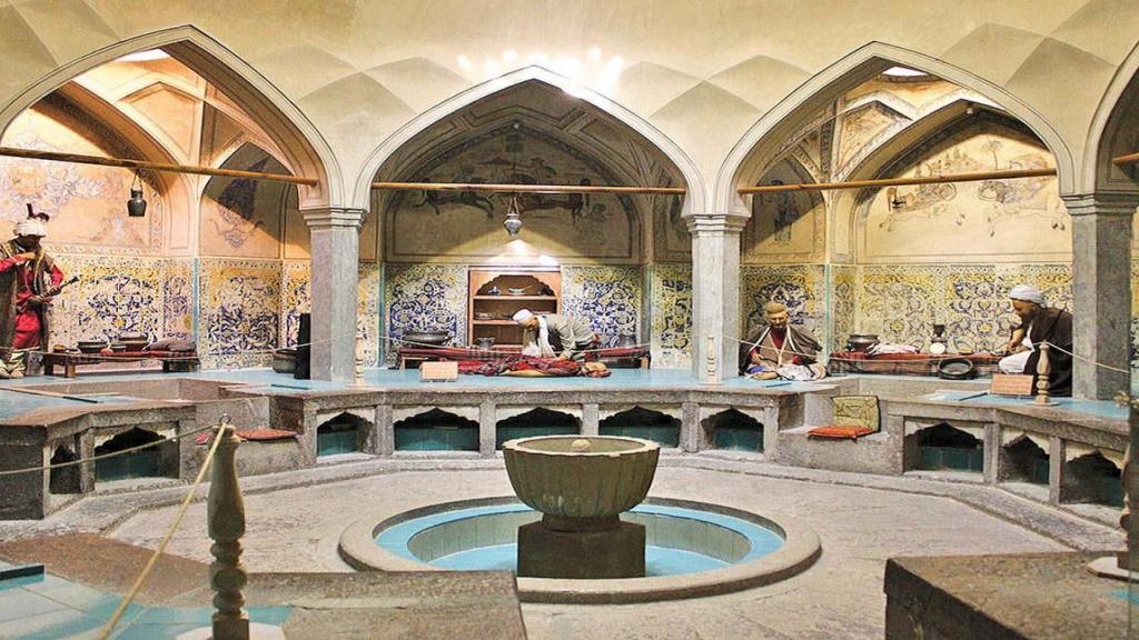 حمام و گرمابه های قدیمی و سنتی ایران + معماری، تاریخچه و آداب آن