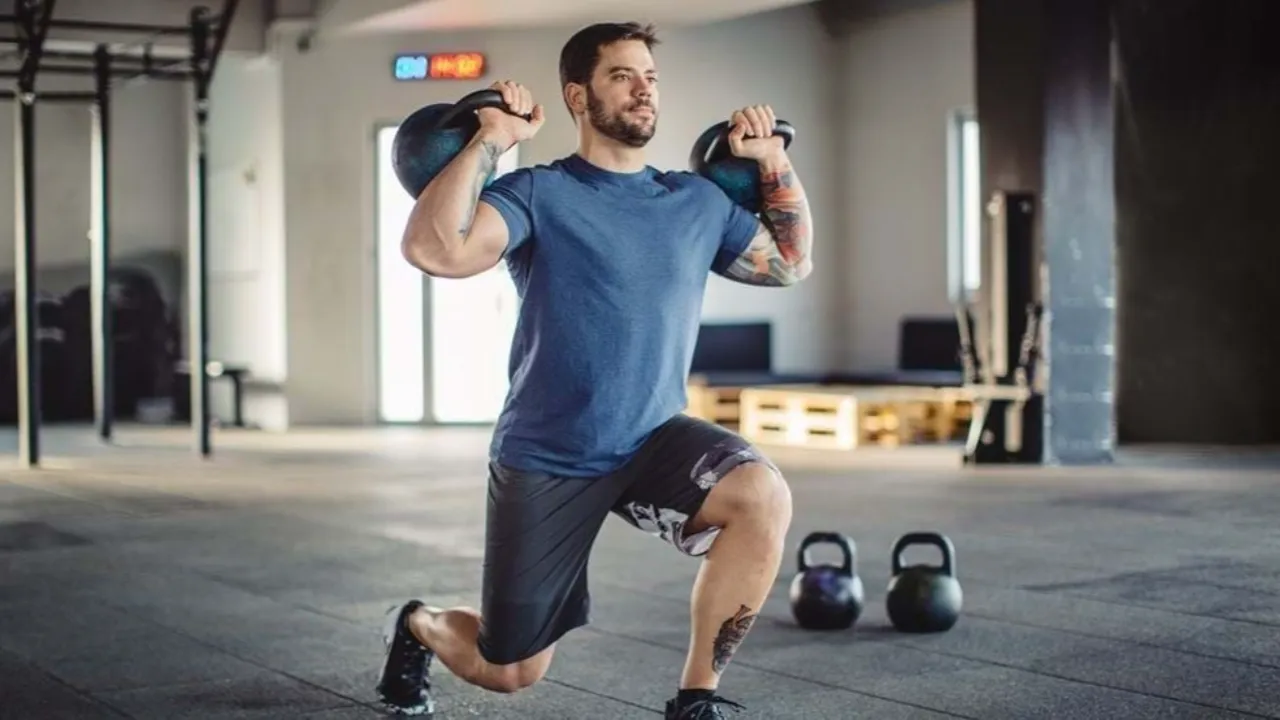 تمرینات HIIT برای کاهش وزن؛ 7 حرکت چربی‌ سوز و برنامه تمرینی