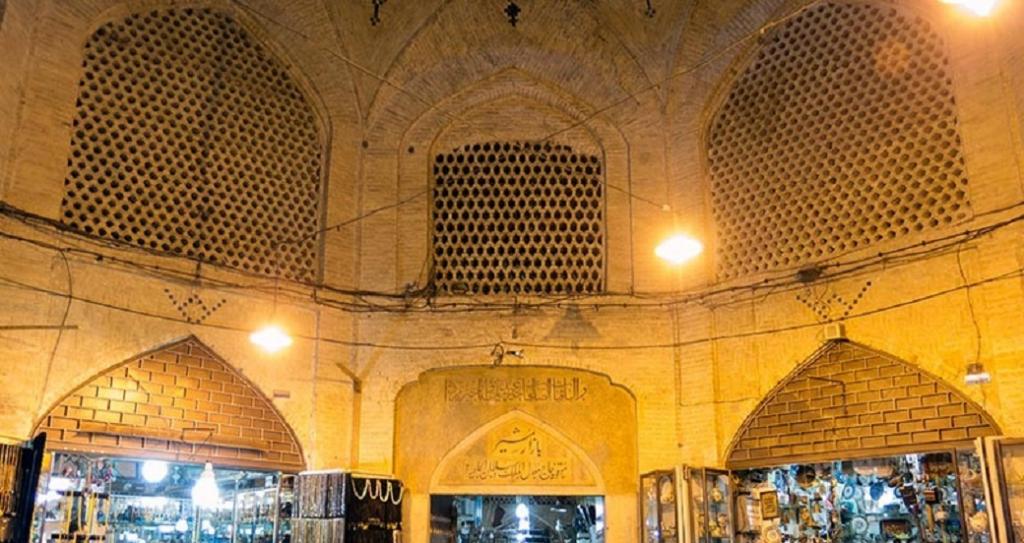جاهای دیدنی شیراز : سرای مشیر یا سرای گلشن