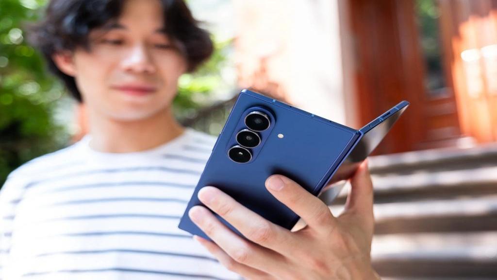بررسی اولیه سامسونگ گلکسی زد فولد 7؛ نقاط ضعف و قوت galaxy z fold 7