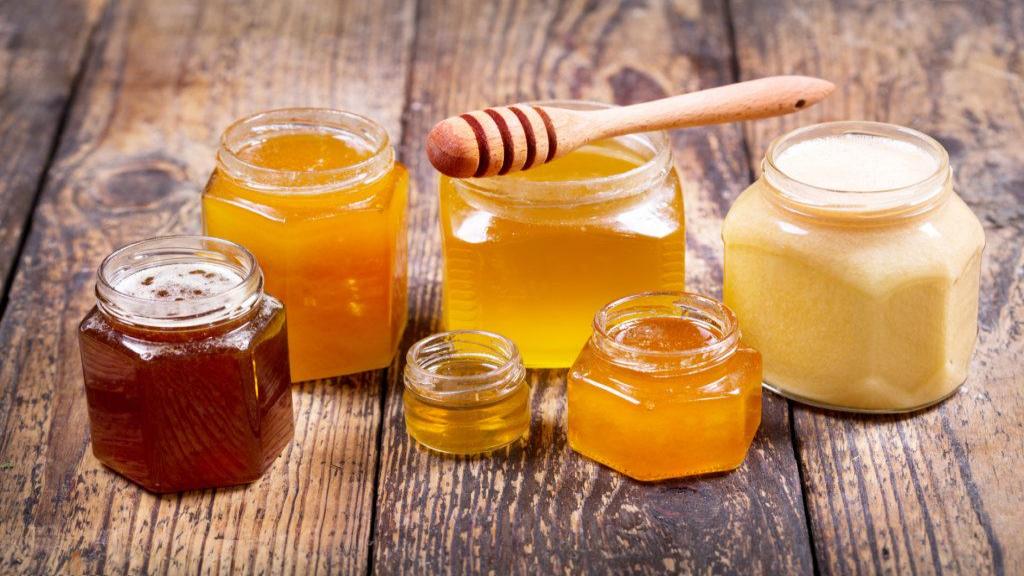 تشخیص عسل طبیعی از تقلبی با 8 روش خانگی ساده