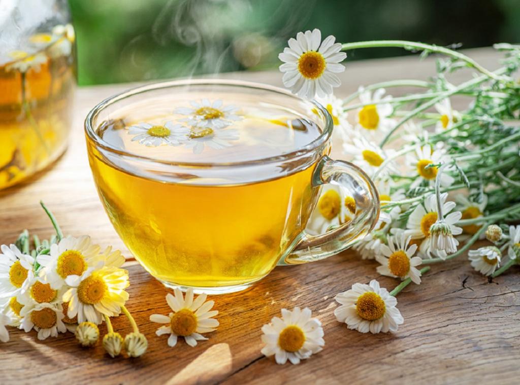 درمان گیاهی گلودرد استرپتوکوکی: چای بابونه و قاصدک