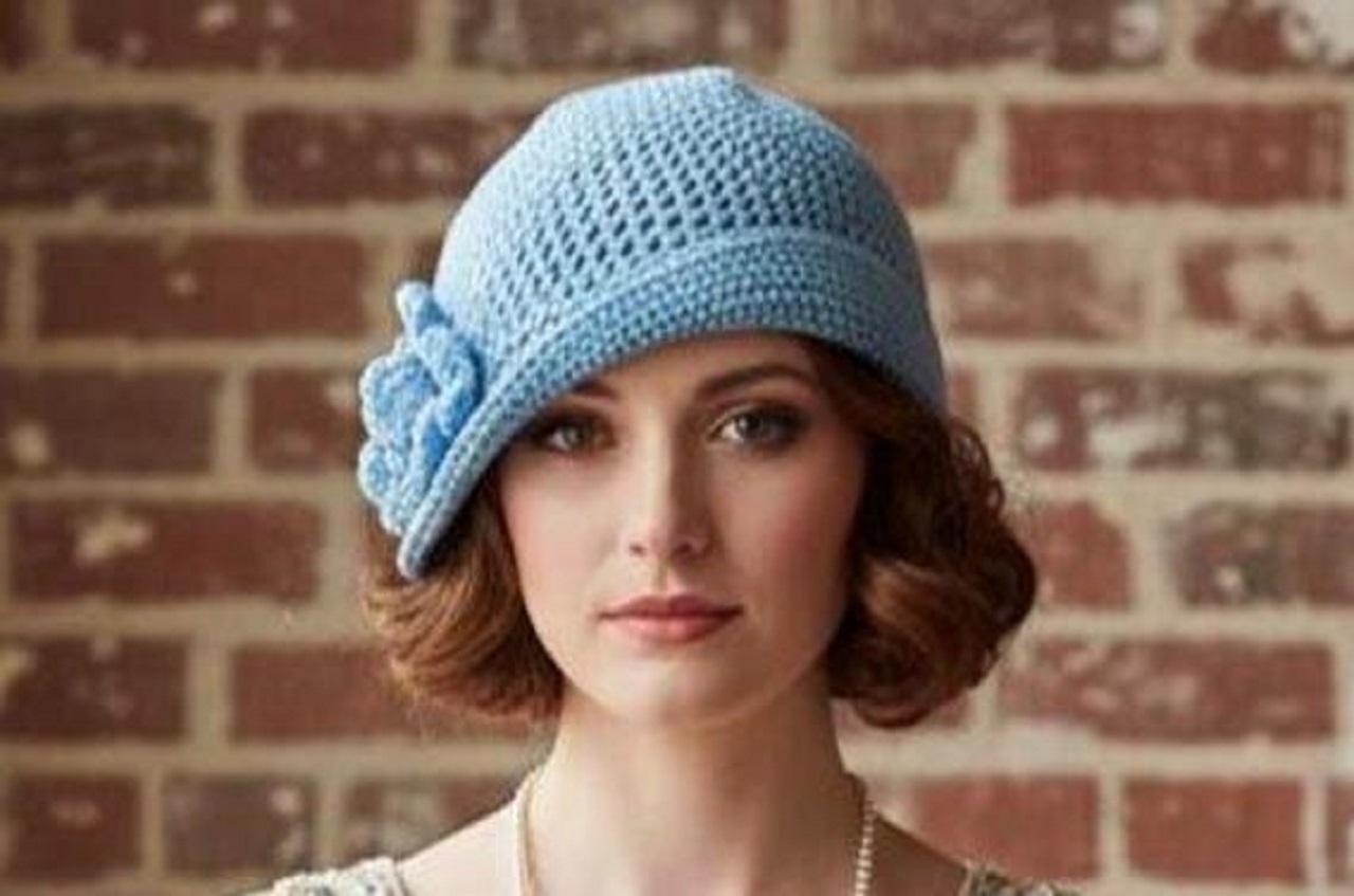 مدل کلاه بافتنی دخترانه با قلاب 5