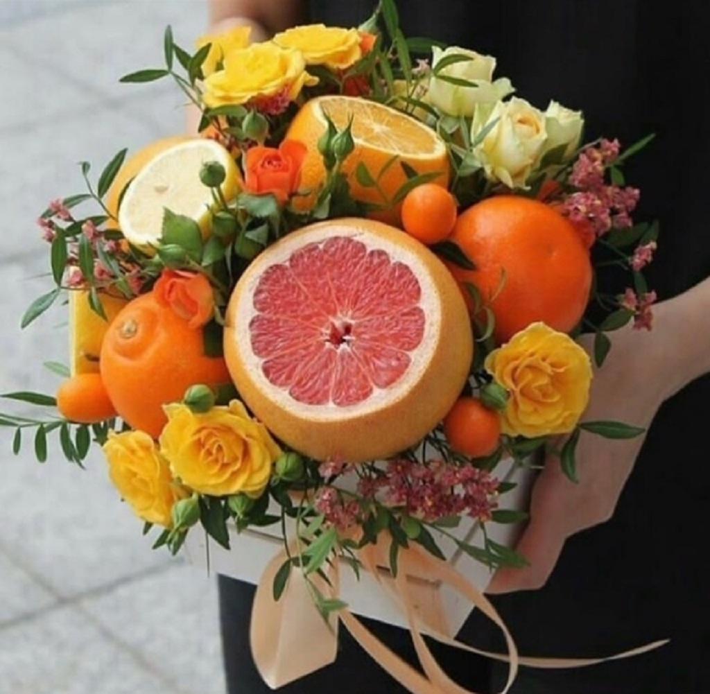 تزیین میوه شب یلدا برای عروس 6