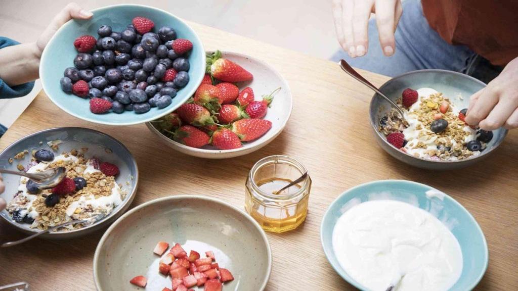 16 صبحانه پروتئینی بدون تخم مرغ؛ جایگزین تخم مرغ در رژیم