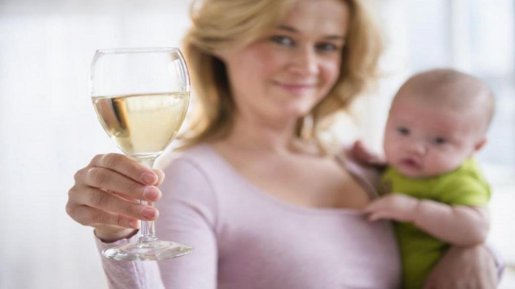 تاثیر الکل بر شیر مادر: آیا نوشیدن الکل در حین شیردهی بی خطر است؟