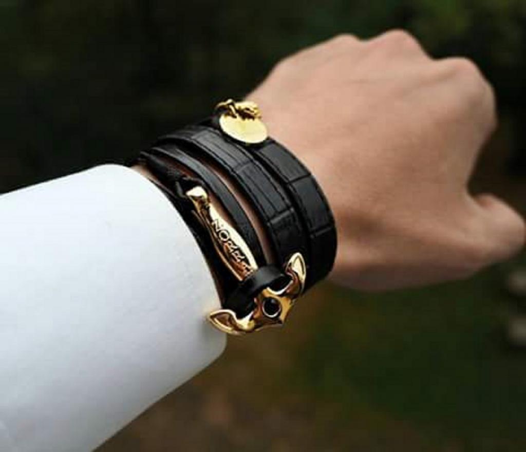  3 مدل دستبند طلا با چرم