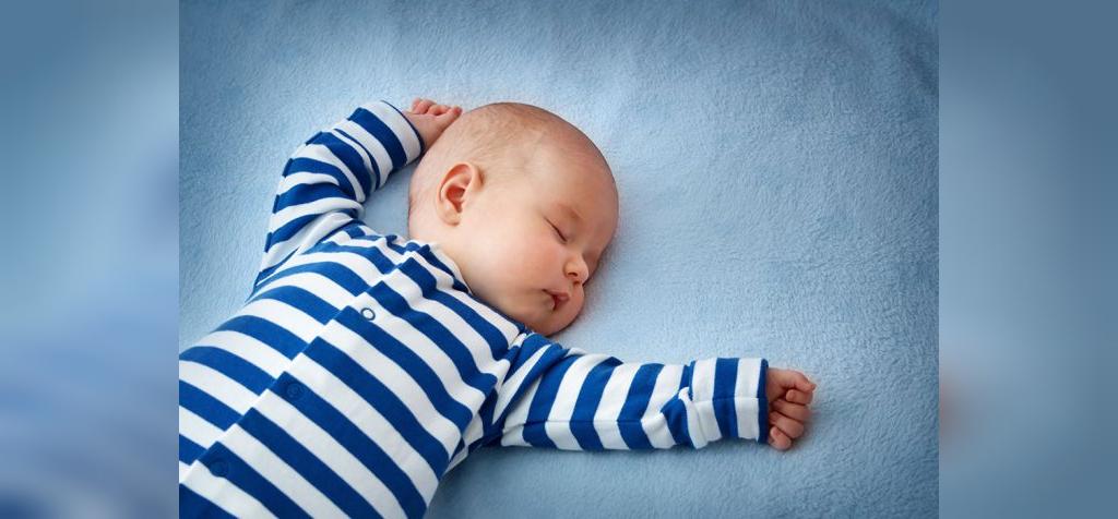 بهترین وضعیت خوابیدن نوزاد