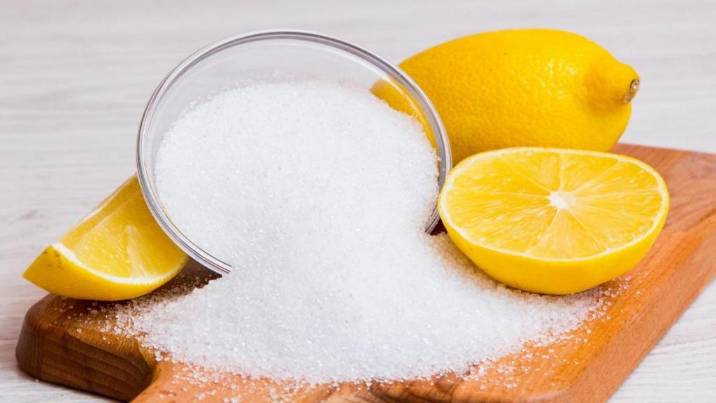 7 خاصیت شگفت انگیز جوهر لیمو یا اسید سیتریک و مضرات آن