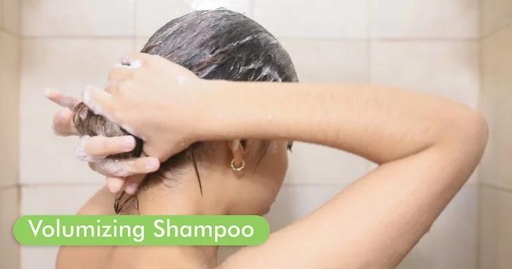 نحوه حجم دادن به موها 1