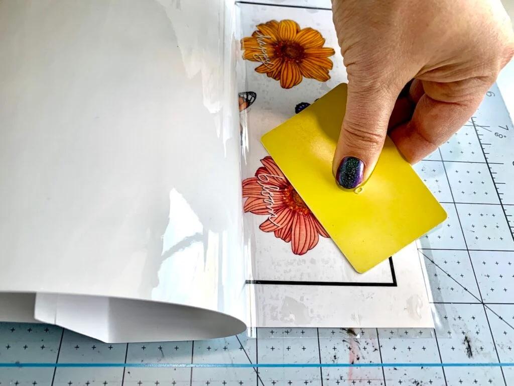 انتخاب مواد مناسب برای لمینت کردن برچسب ها