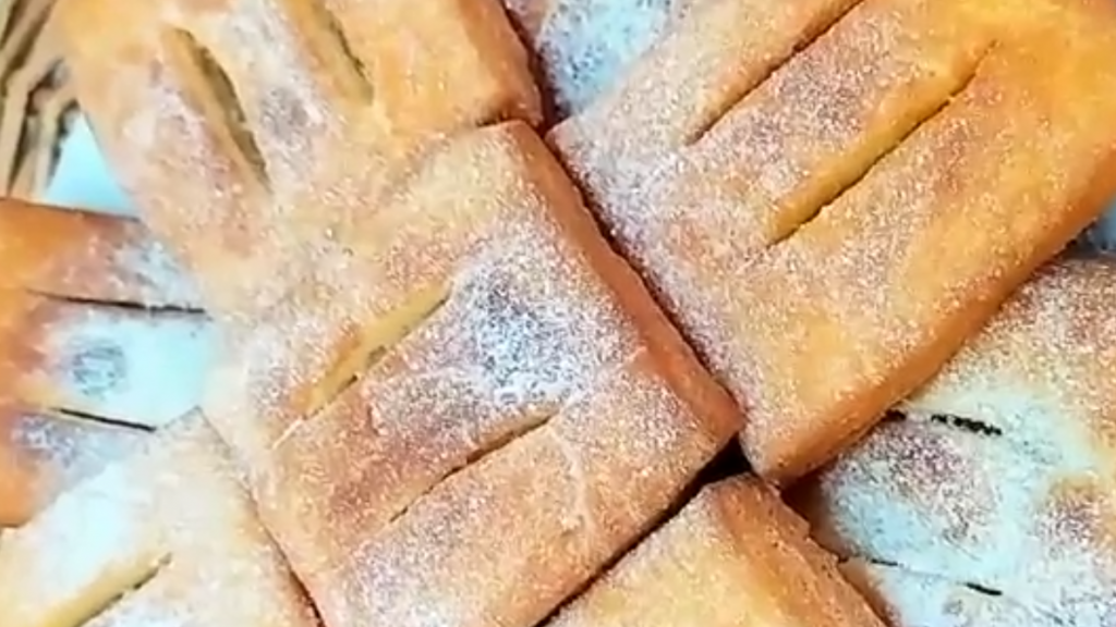 طرز تهیه شیرینی خانگی ساده خامه ای خوشمزه سرخ کردنی بدون فر