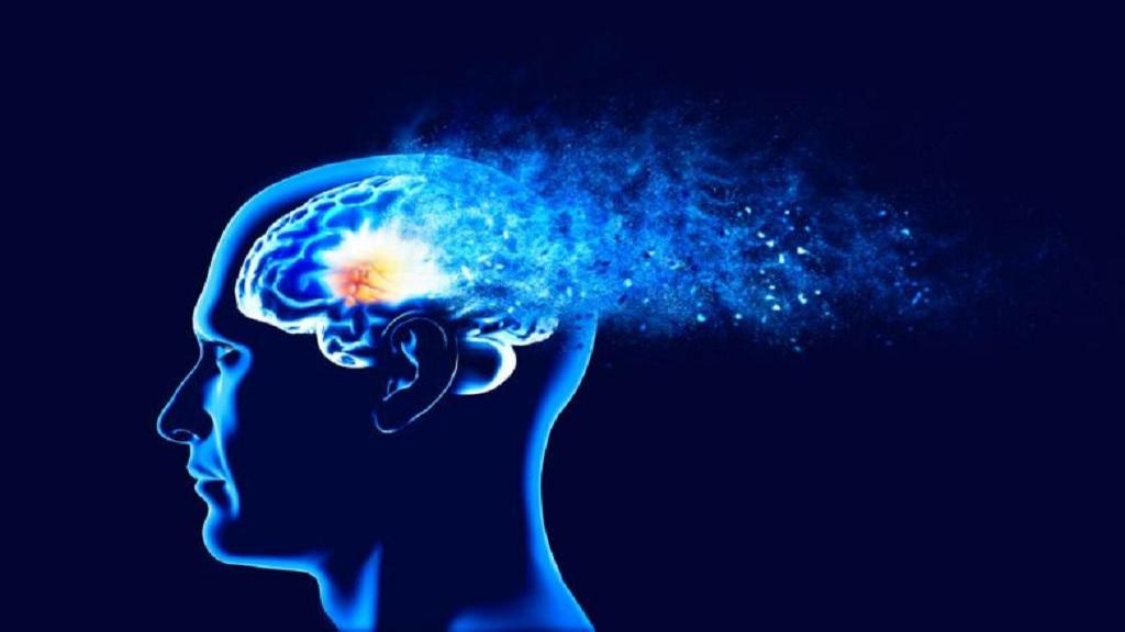 علائم شروع آلزایمر در زنان و مردان + علت، طول عمر و درمان آلزایمر