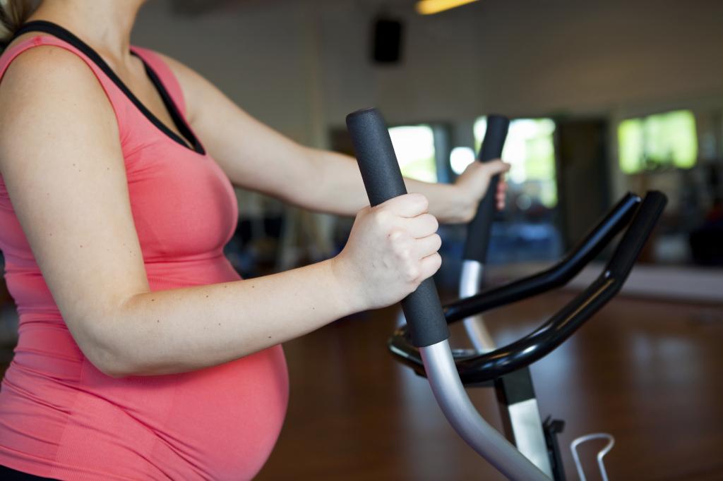 دستگاه های ورزشی در دوران بارداری (پله ورزشی، روئینگ، تردمیل)