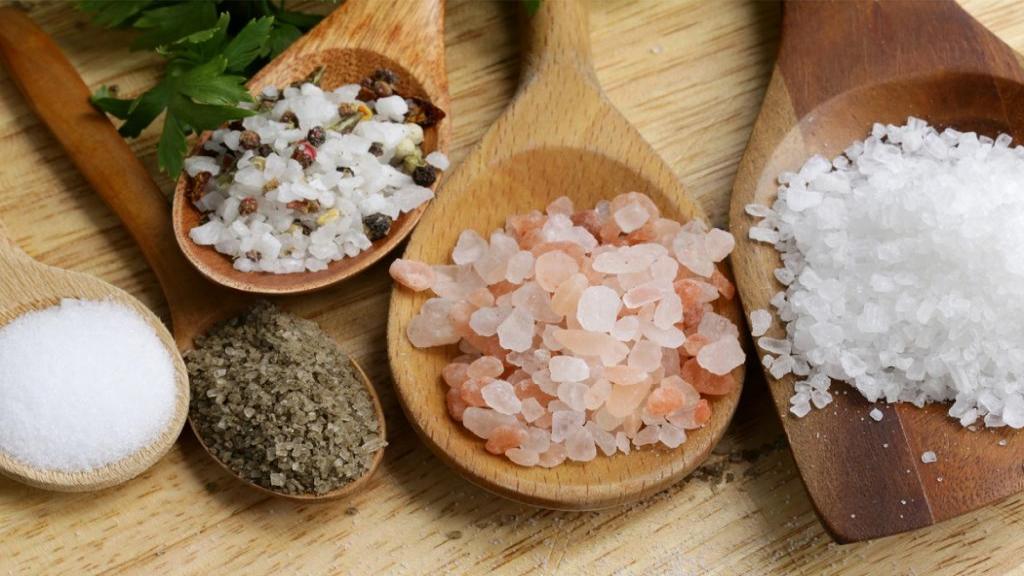 بهترین و بدترین نمک خوراکی در ایران و دنیا از نظر طب سنتی چیست