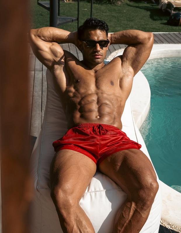 بیوگرافی علی بلال 