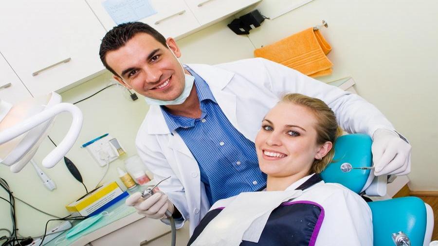 آیا می توانم هنگام بارداری به دندانپزشکی مراجعه کنم؟
