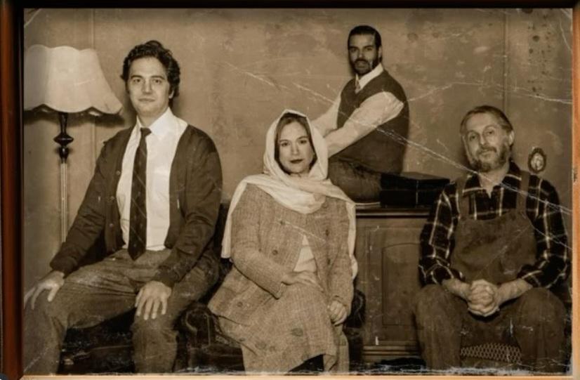 عکس پاشا رستمی و همسرش در نمایش باغ دکتر کوک