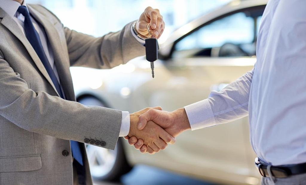 نذر برای فروش ماشین