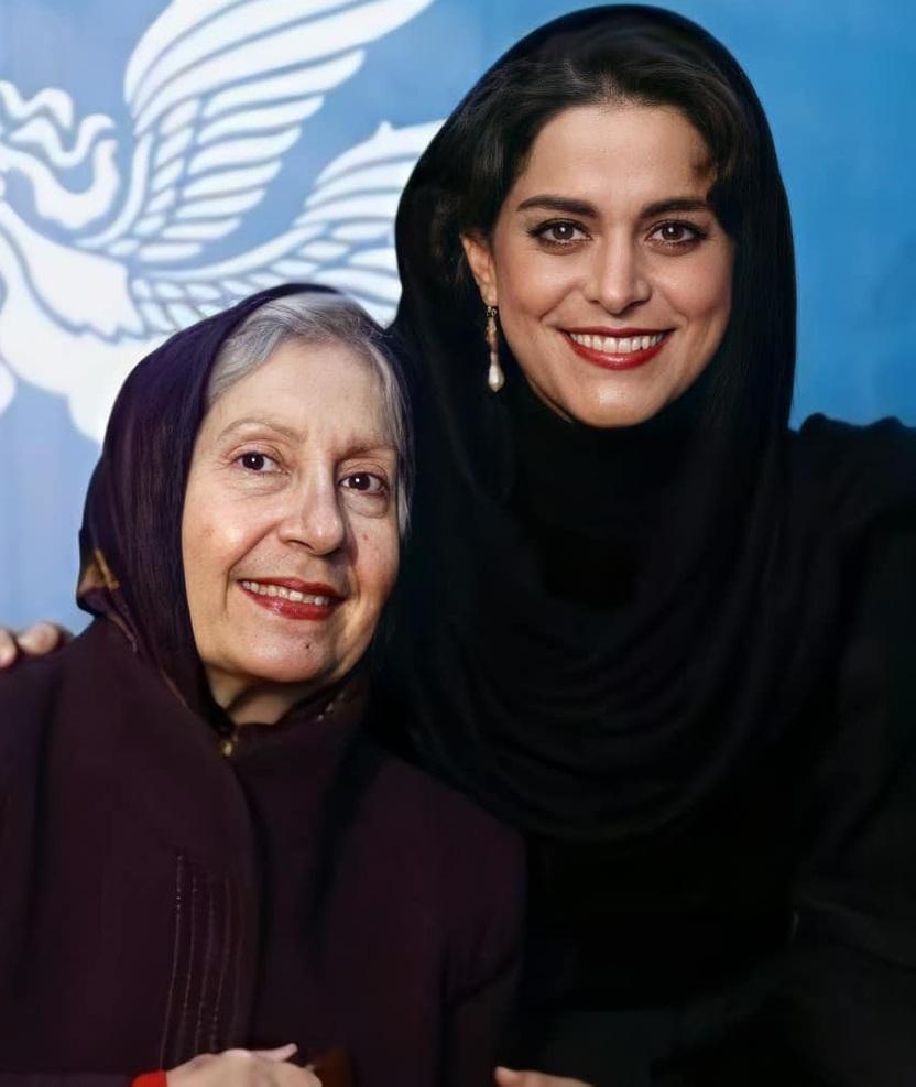 عکس شیرین یزدان به همراه همکارش