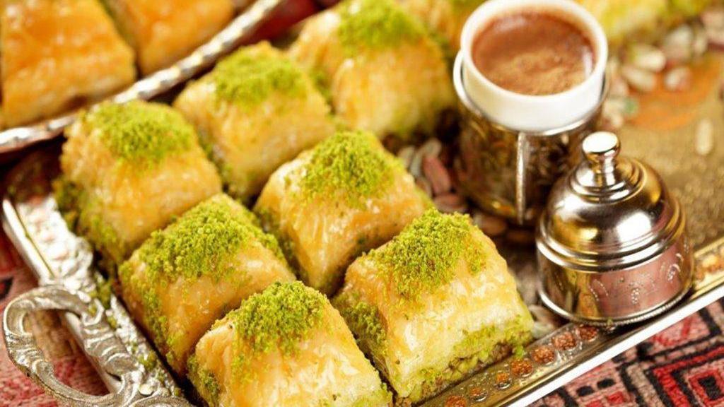 طرز تهیه باقلوای ترکیه (استانبولی) خانگی خوشمزه و مجلسی اصل