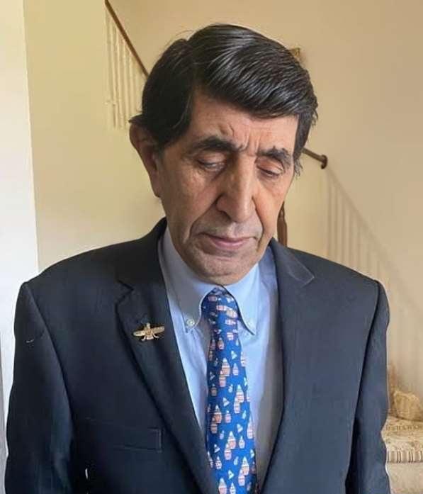 عکس از دوران مسنی بهرام مشیری