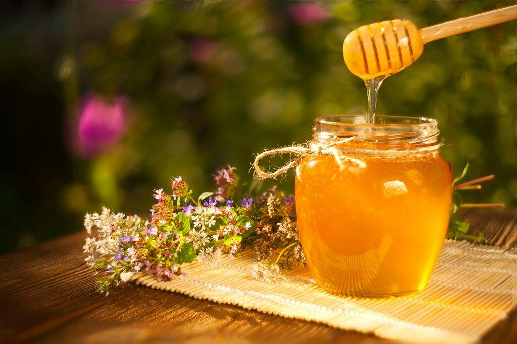 درمان سرفه با عسل و شیرین بیان