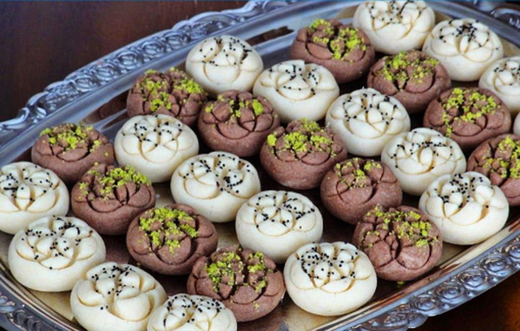 سوغاتی های خوردنی اصفهان چیست:شیرینی کرکی