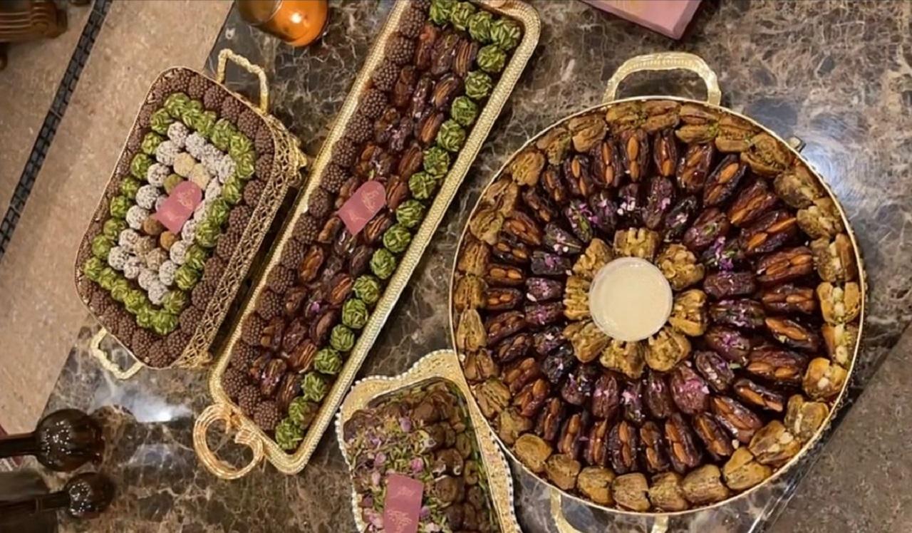 مدل تزیین خرما با گردو&nbsp;2