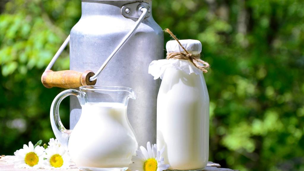 خواص شیر سرد بیشتر است یا شیر گرم؟