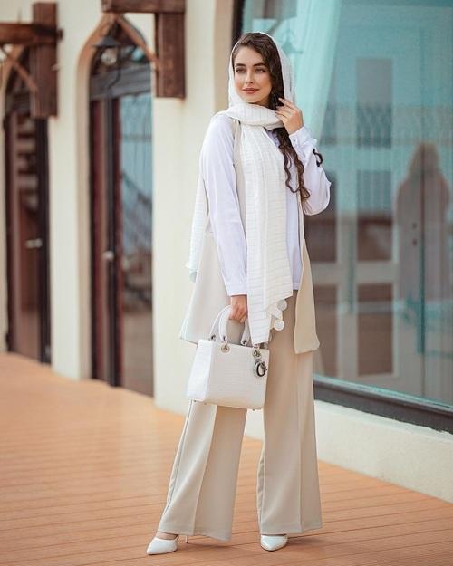 بیوگرافی کیمیا حسینی و زندگی شخصی