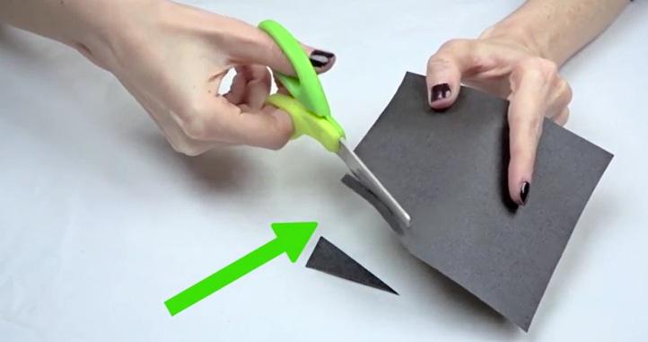 نحوه تیز کردن قیچی کند 2