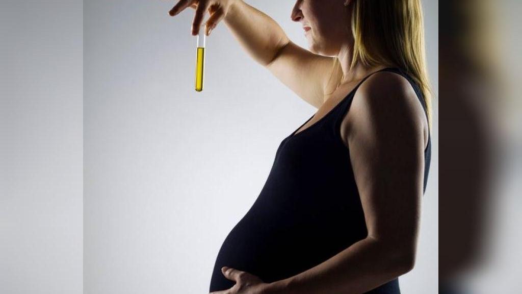 علت تیرگی ادرار در دوران بارداری چیست؟